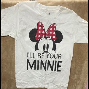 Minnie Mouse t shirt